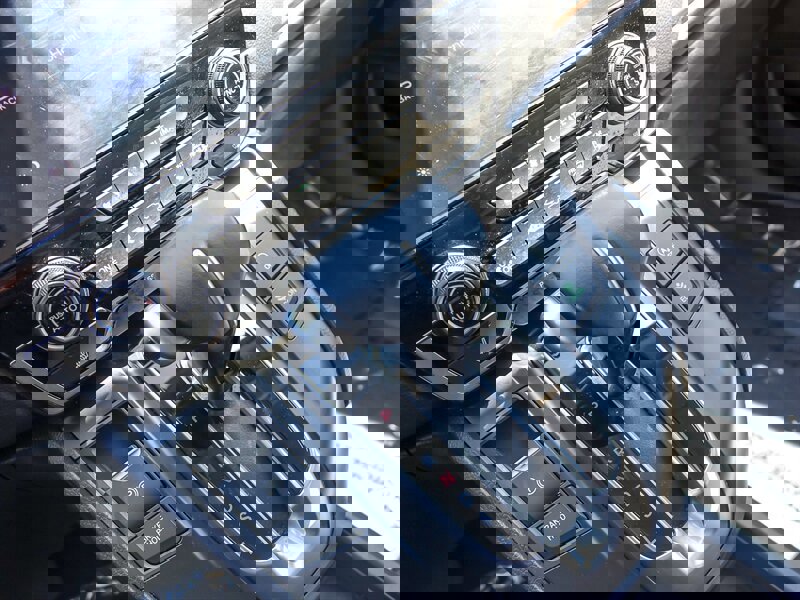 Used 2022 Honda CR-V EX-L image 18