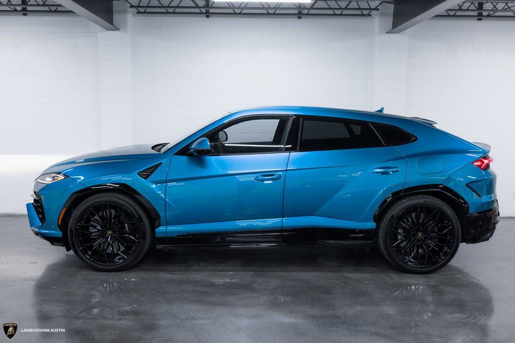 Used 2025 Lamborghini Urus Performante AWD/4WD image 8