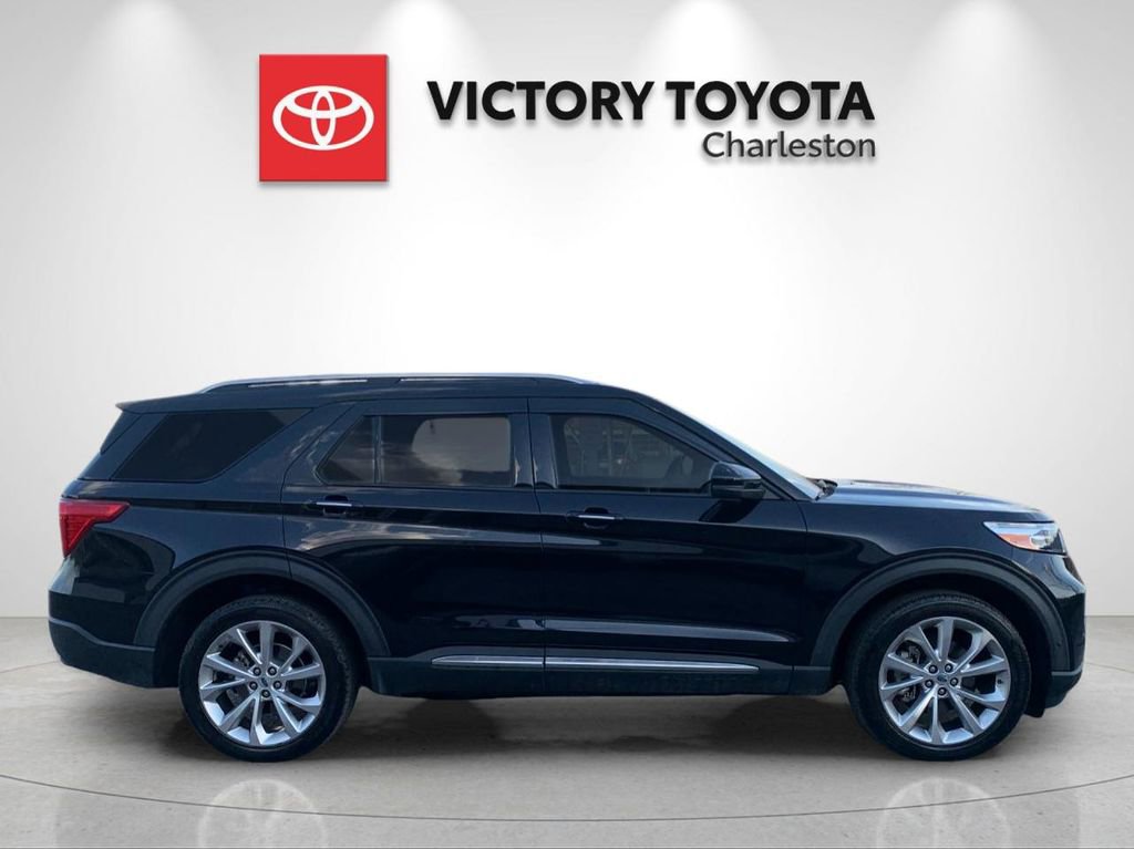 Used 2022 Ford Explorer Platinum w/ Equipment Group 601A image 6