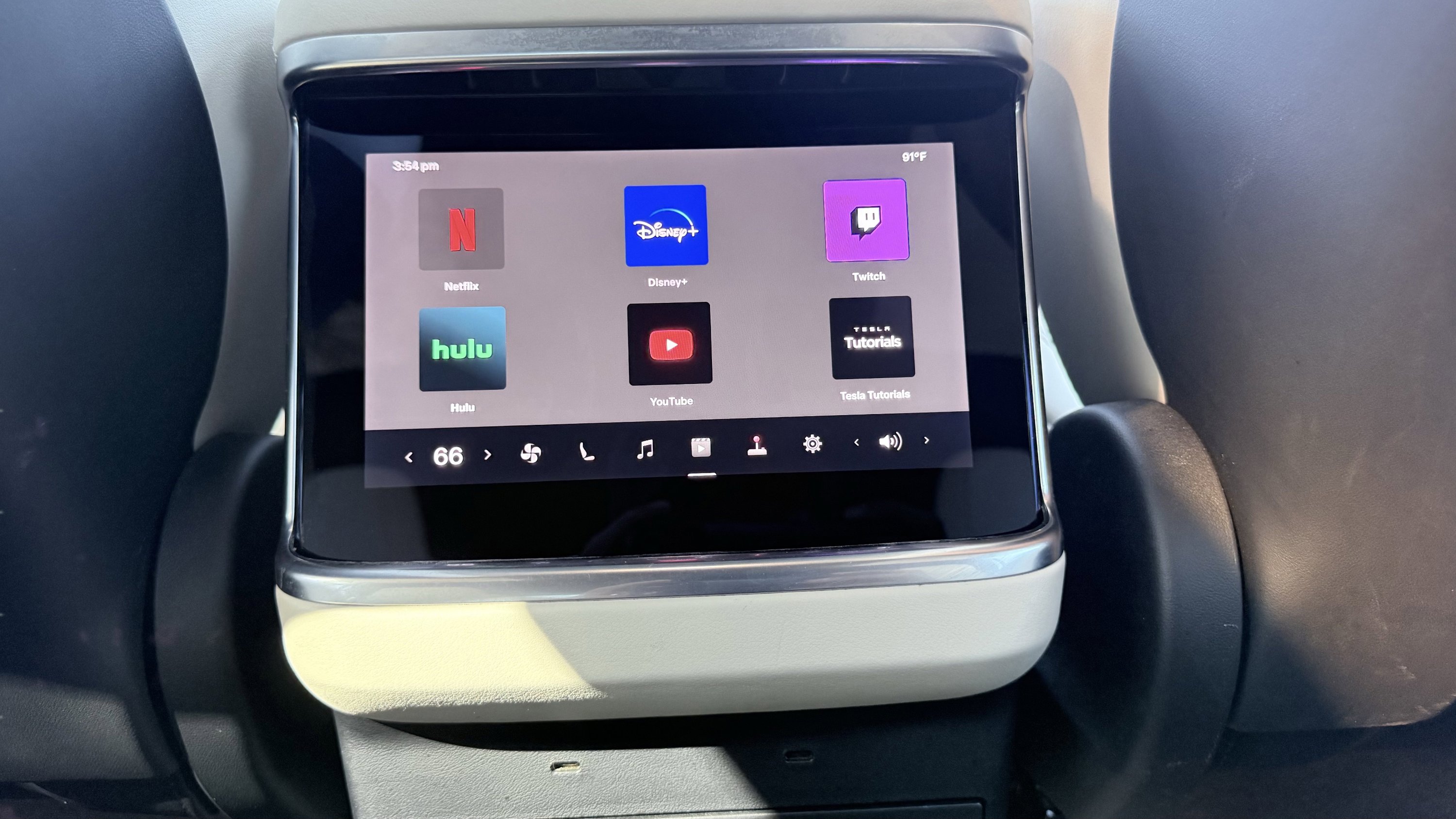 Used 2022 Tesla Model X Plaid image 52