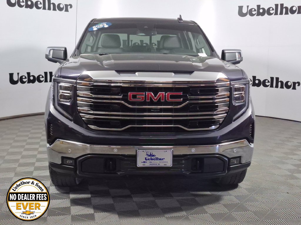 Used 2023 GMC Sierra 1500 SLT w/ SLT Premium Plus Package AWD/4WD image 3