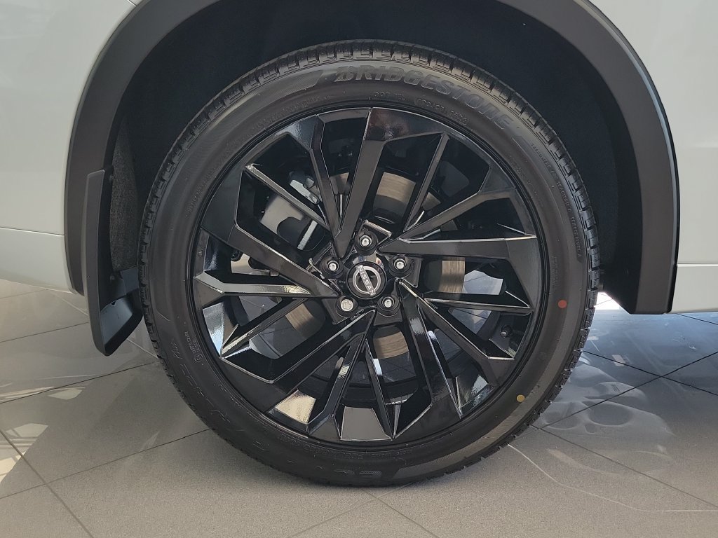 New 2026 Nissan Rogue Platinum AWD/4WD image 7