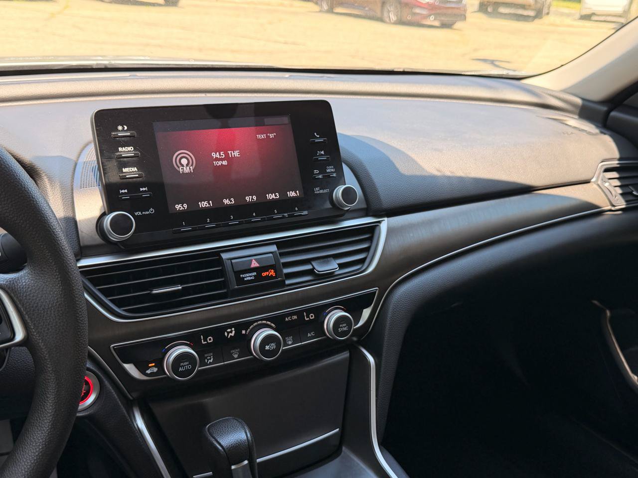 Used 2019 Honda Accord LX image 29