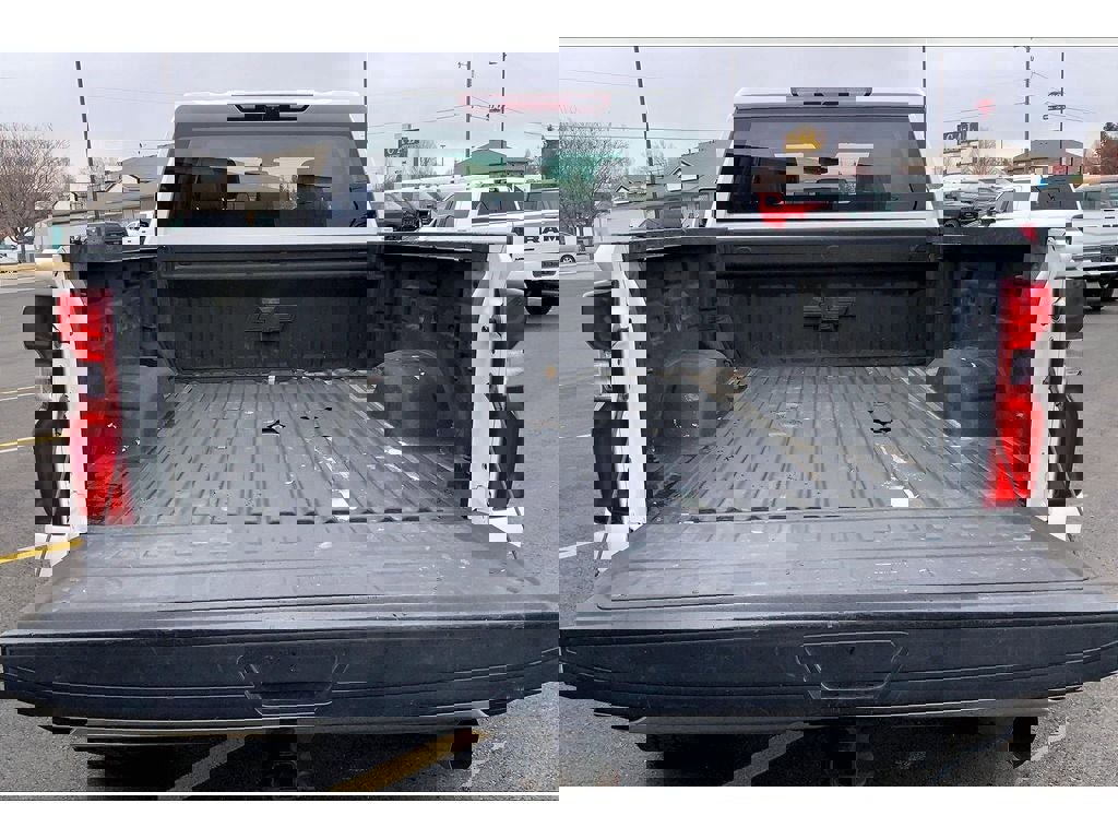 Used 2022 Chevrolet Silverado 3500 LTZ w/ Gooseneck/5TH Wheel Package image 11