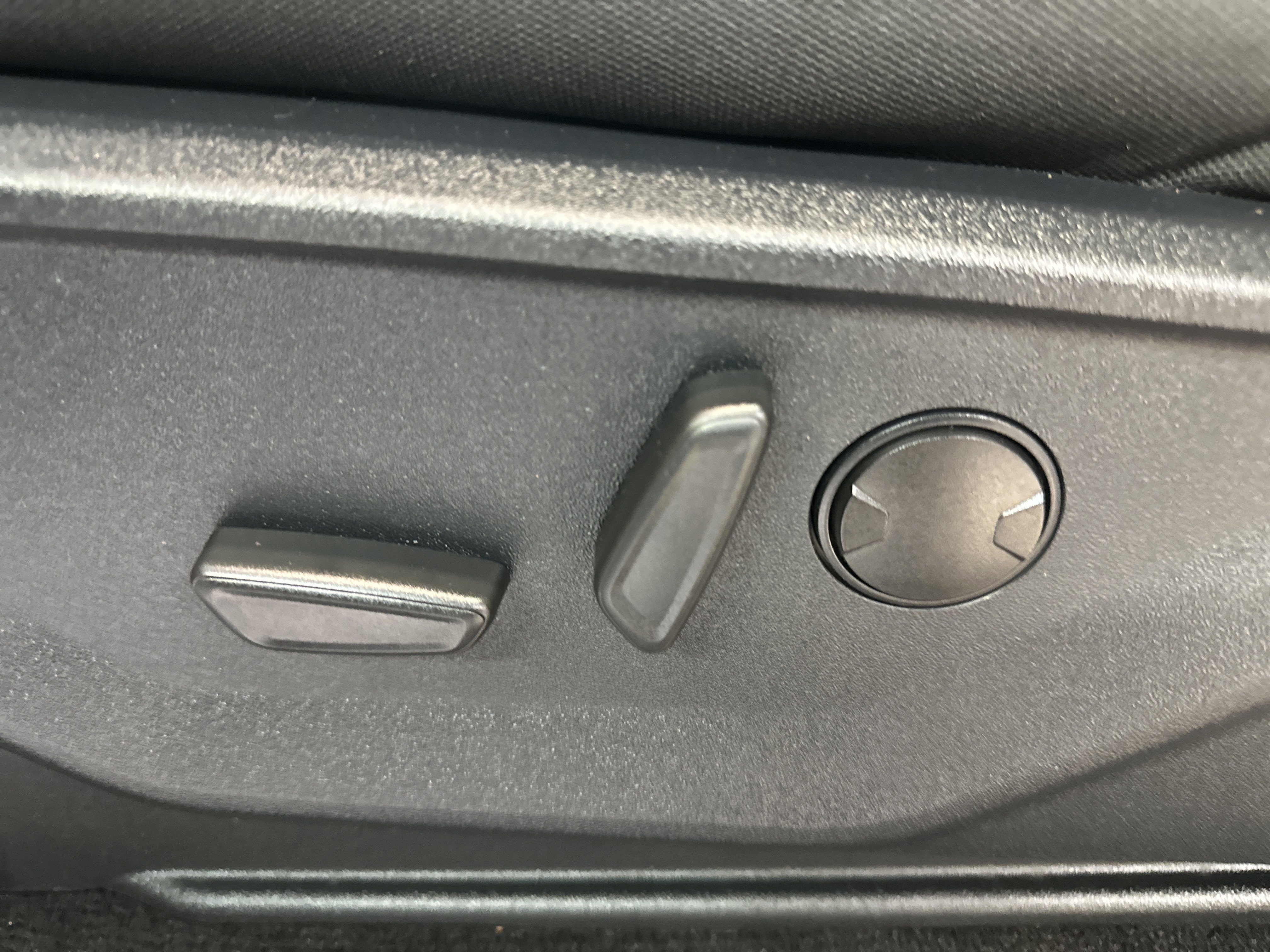 Used 2022 Ford F150 XLT w/ Equipment Group 302A High image 26