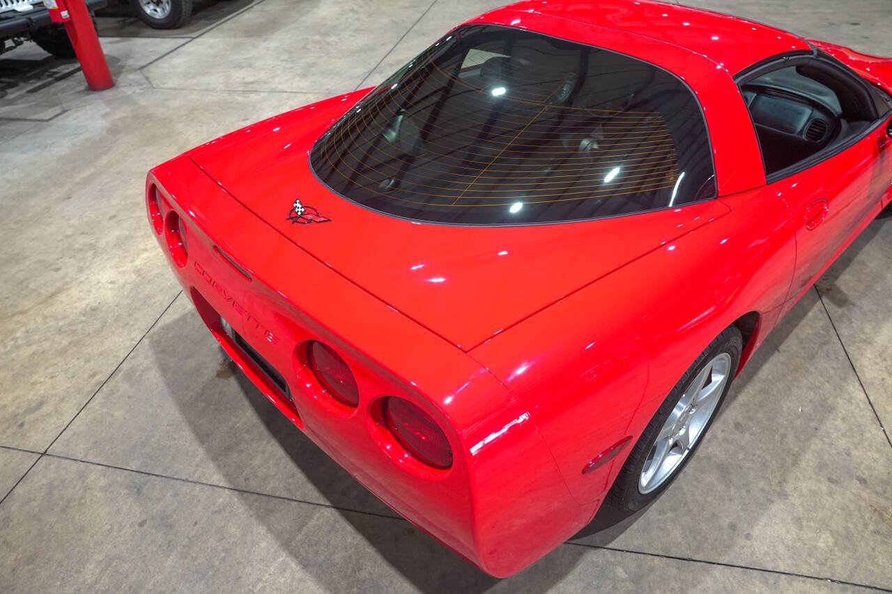 Used 2001 Chevrolet Corvette Coupe RWD image 20