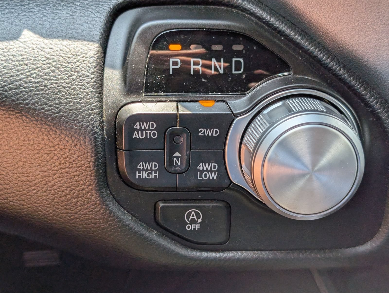 Used 2023 RAM 1500 Laramie AWD/4WD image 26
