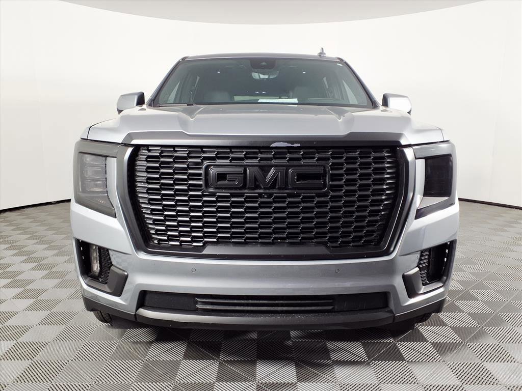 Used 2023 GMC Yukon XL Denali w/ Denali Reserve Package image 2