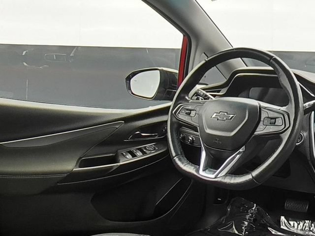 Used 2023 Chevrolet Bolt LT FWD image 23