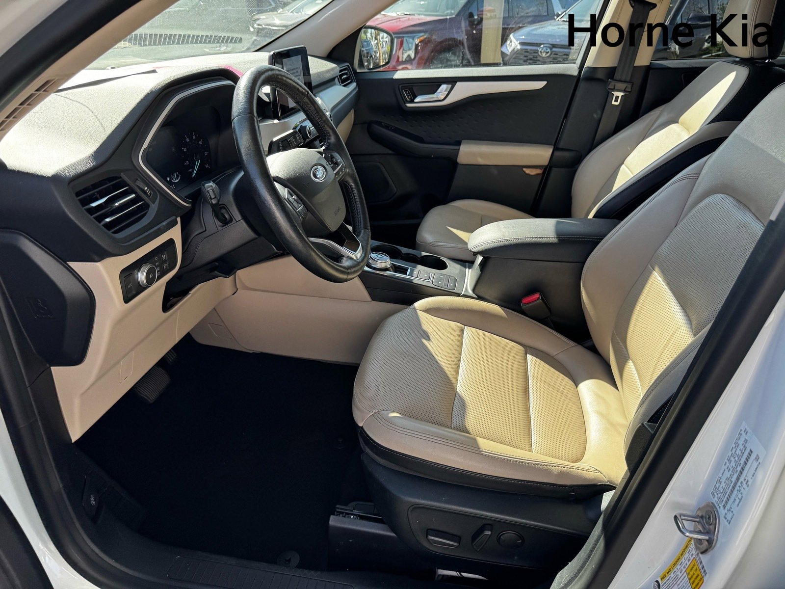 Used 2020 Ford Escape SEL image 10