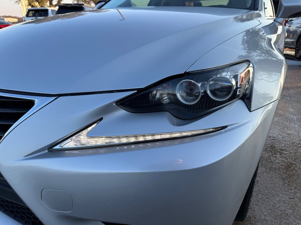 Used 2015 Lexus IS 250 AWD w/ Navigation System Package image 10