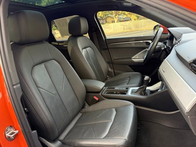 Used 2021 Audi Q3 2.0T Premium image 11