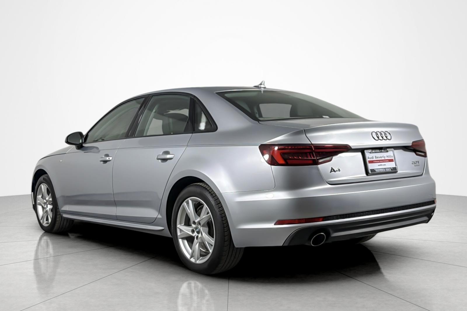 Used 2018 Audi A4 2.0T Ultra Premium FWD image 3