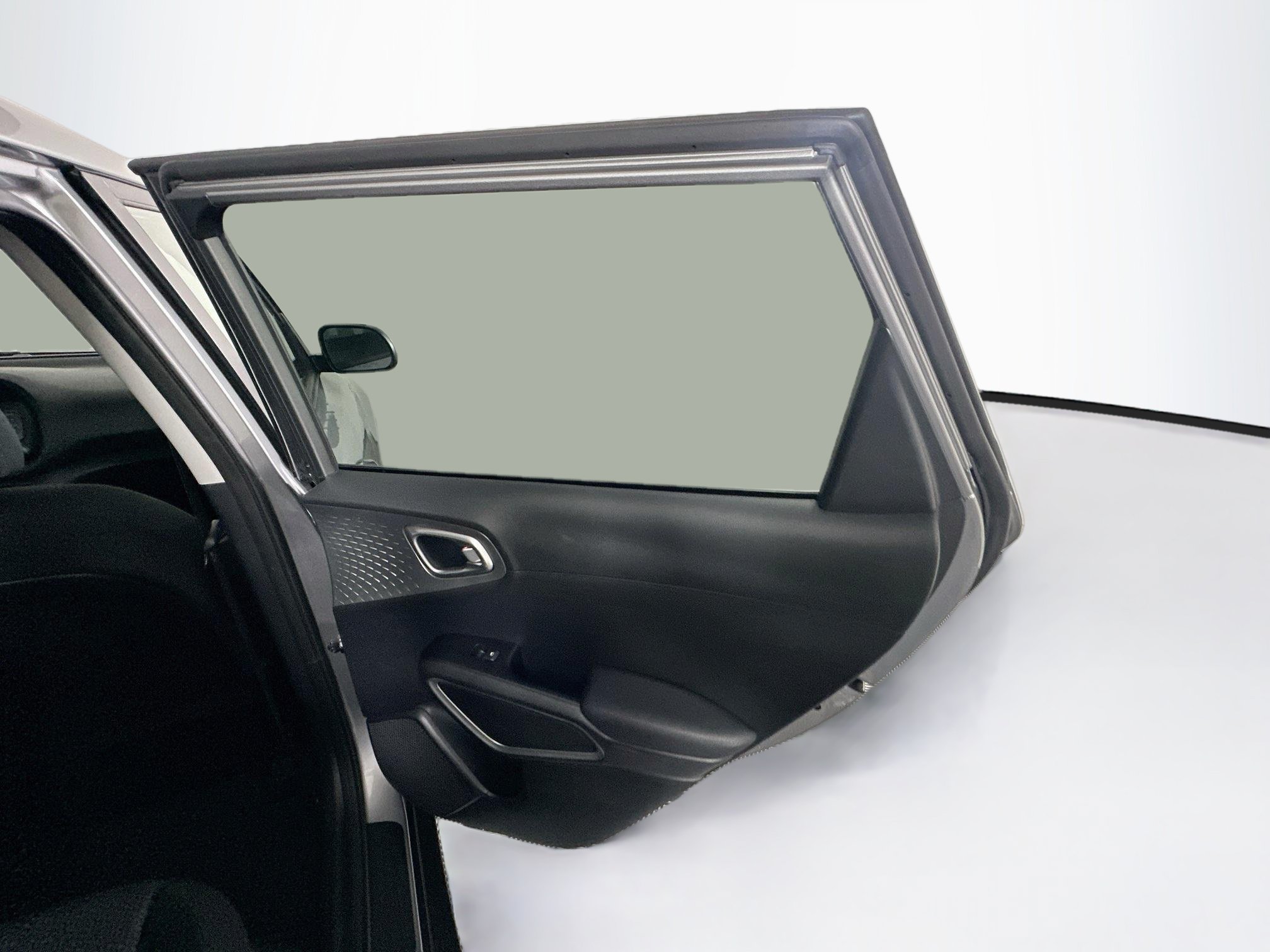 Used 2025 Kia Soul LX w/ LX Technology Package FWD image 28