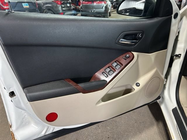 Used 2007 Pontiac G6 GT FWD image 16