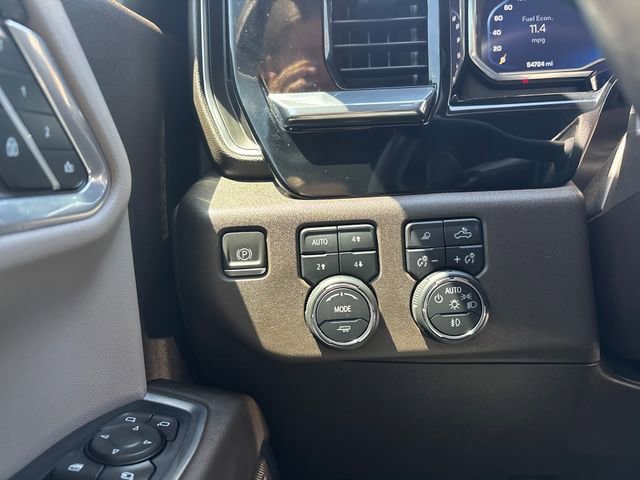 Certified 2023 Chevrolet Silverado 1500 LTZ w/ LTZ Convenience Package II AWD/4WD image 17