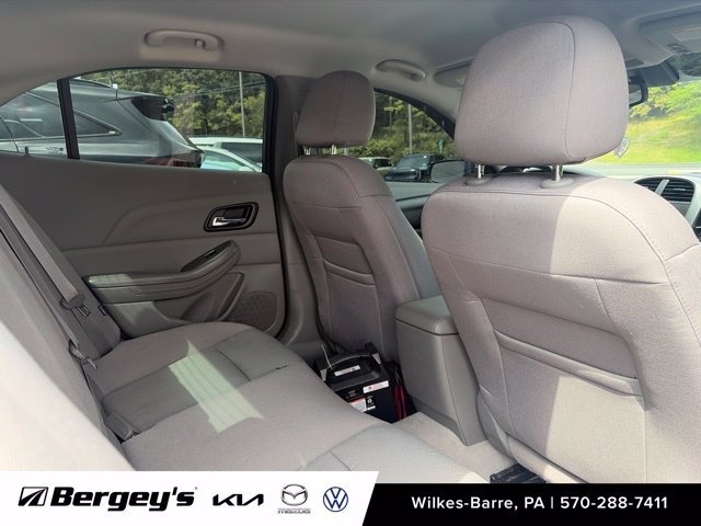 Used 2015 Chevrolet Malibu LS FWD image 12