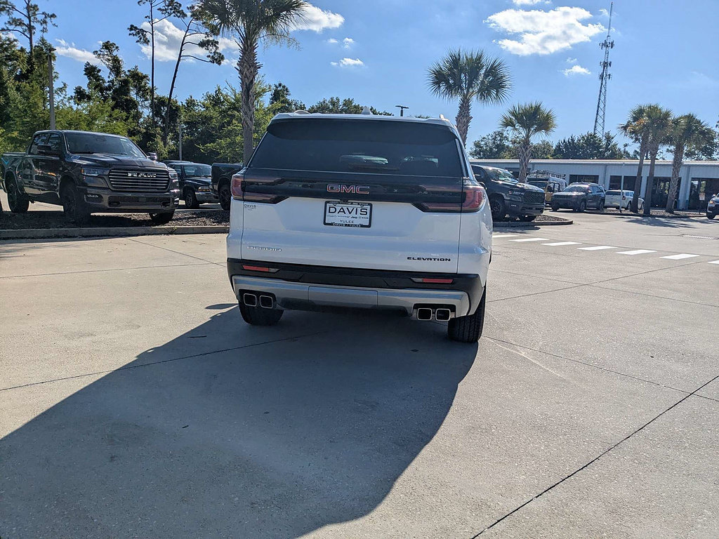Used 2025 GMC Acadia Elevation FWD image 4