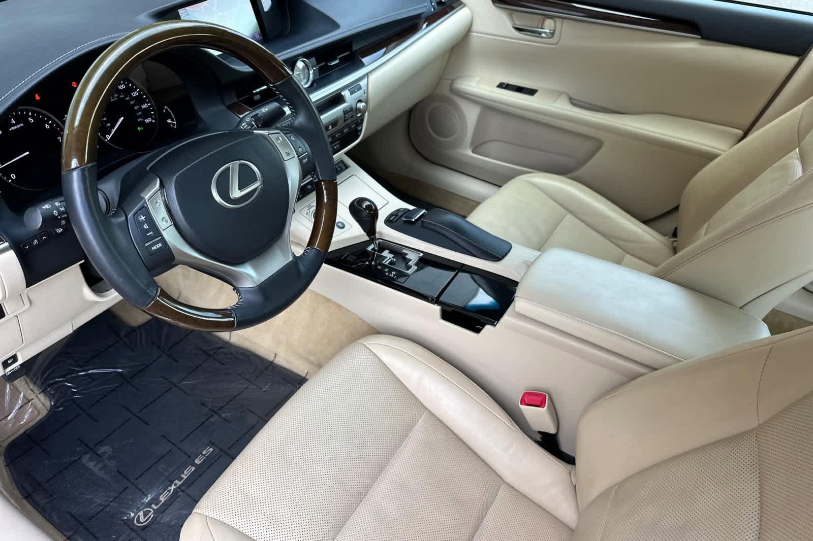 Used 2013 Lexus ES 350 w/ Luxury Pkg FWD image 11