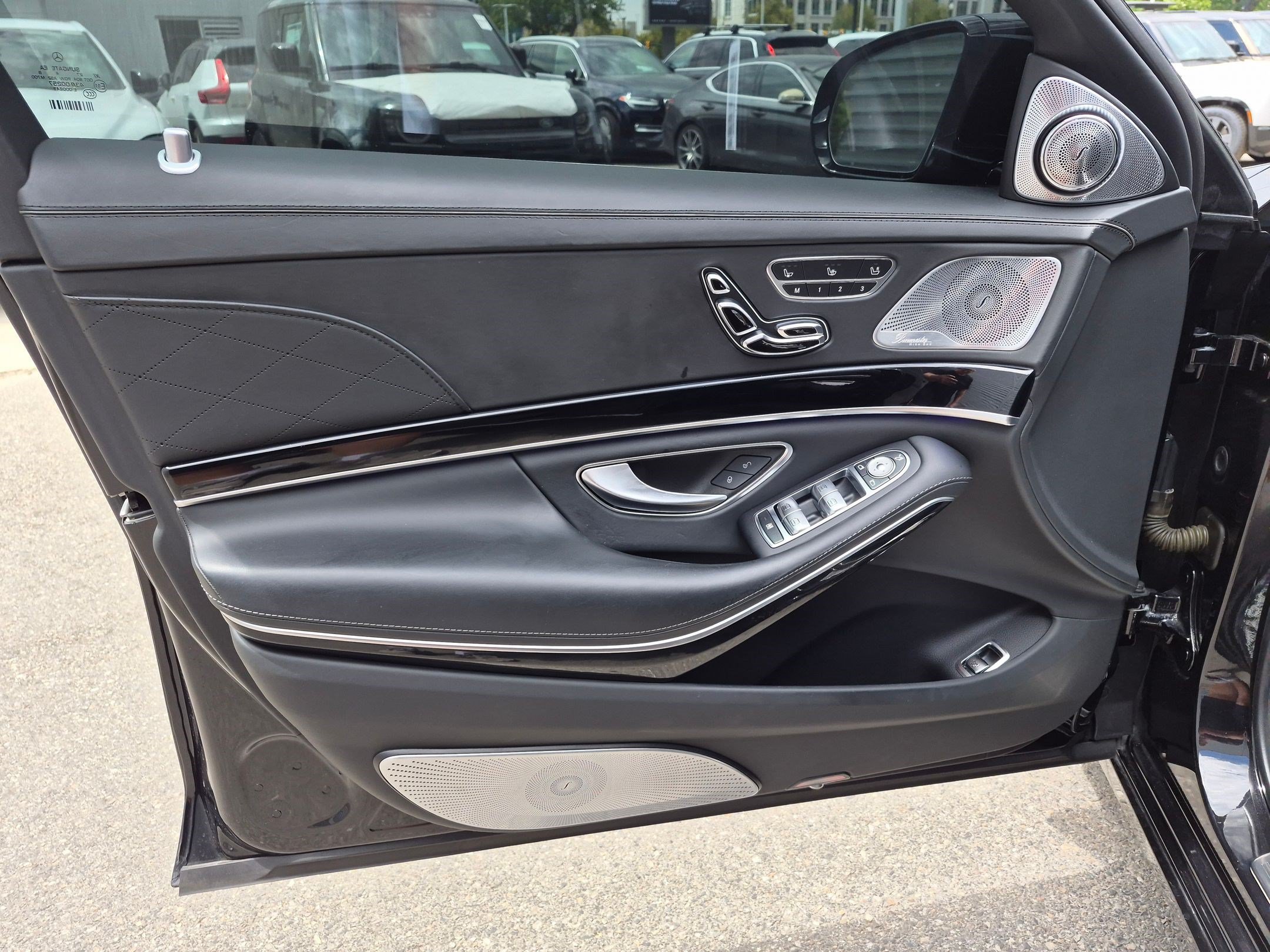 Used 2018 Mercedes-Benz Maybach S 650 image 12
