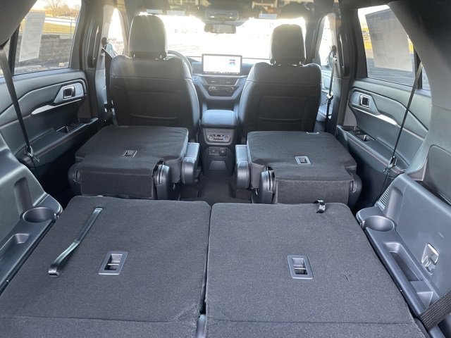 New 2026 Ford Explorer ST-Line w/ ST-Line Street Pack image 72
