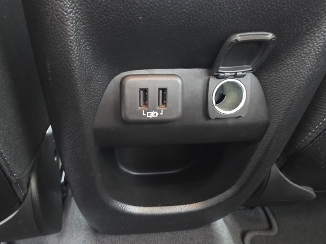 Used 2020 Chevrolet Colorado Z71 image 19