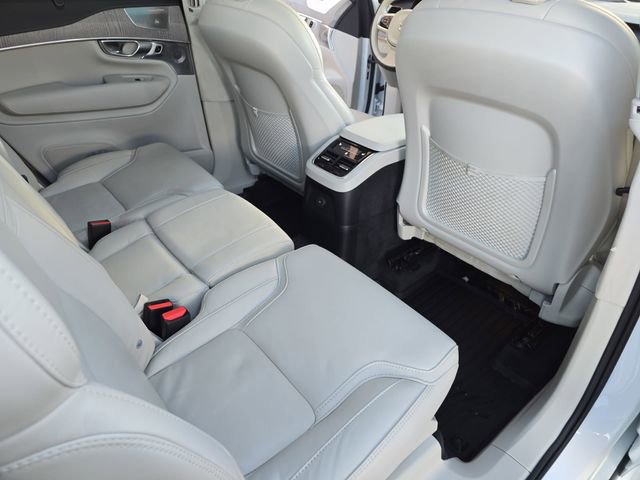 Used 2024 Volvo XC90 T8 Ultimate w/ Lounge Package image 13
