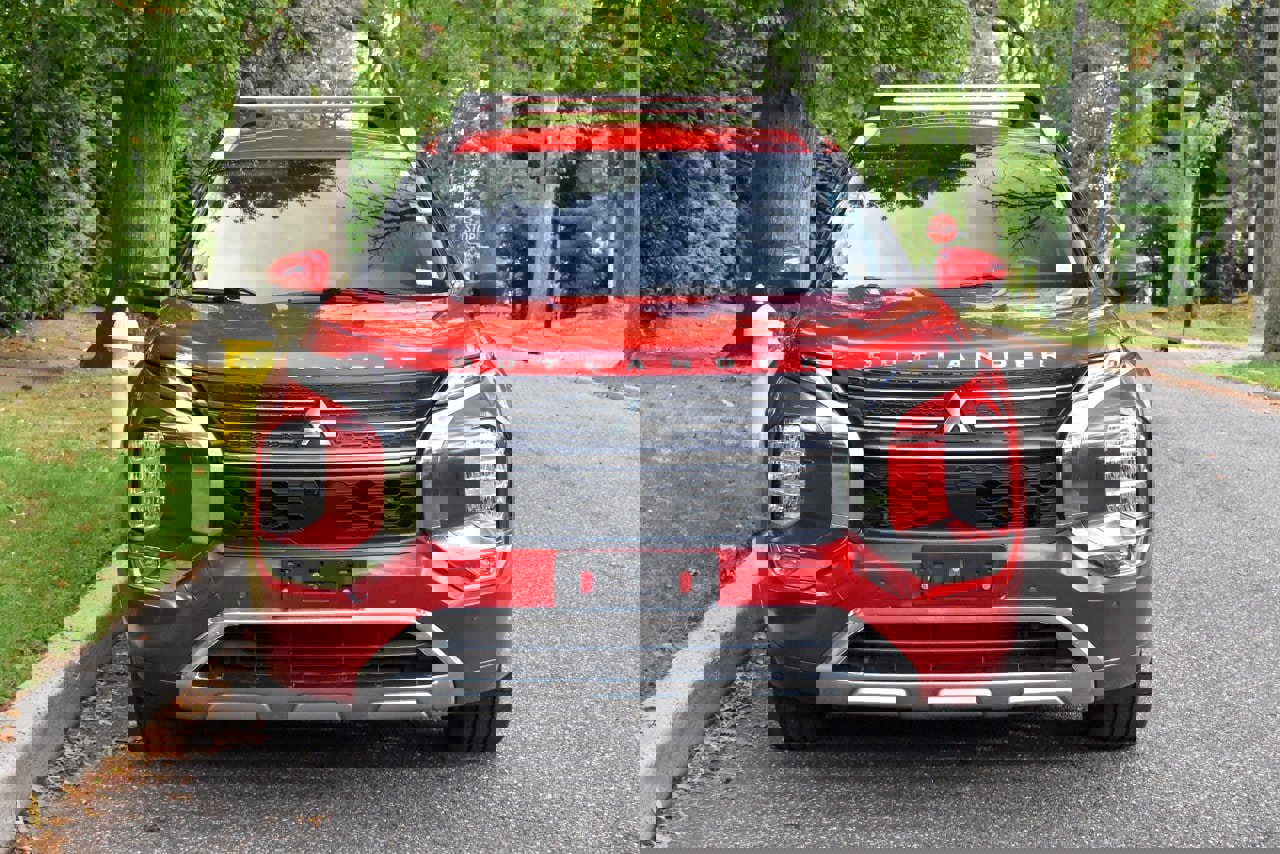 Used 2022 Mitsubishi Outlander SEL image 13