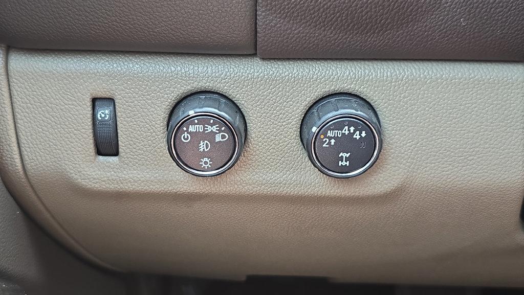 Used 2018 GMC Canyon SLT w/ Trailering Package AWD/4WD image 22