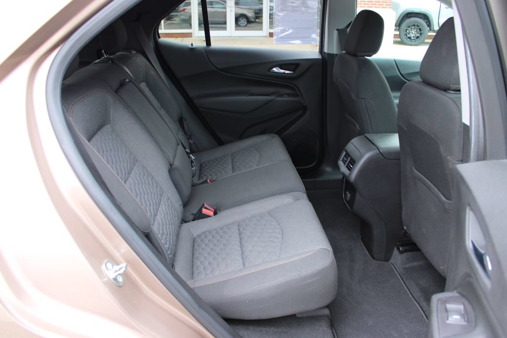 Used 2018 Chevrolet Equinox LT FWD image 38