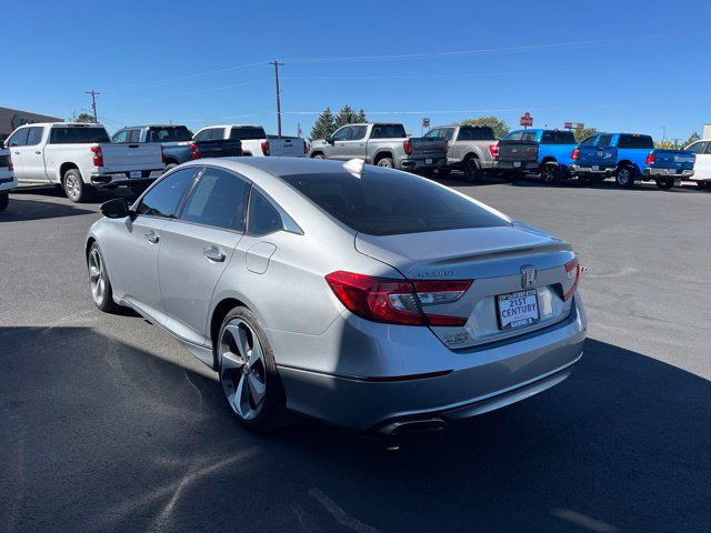 Used 2018 Honda Accord Touring image 12