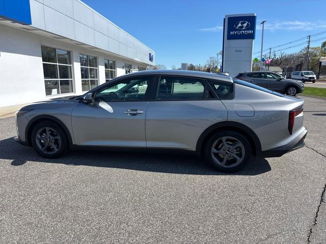 Used 2025 Kia K4 FWD image 6