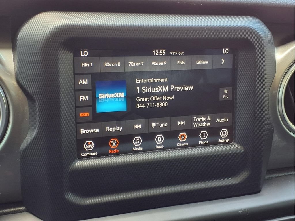 Used 2020 Jeep Wrangler Unlimited Sahara AWD/4WD image 8