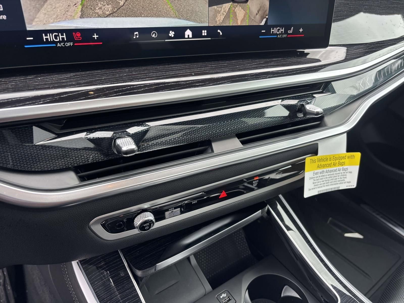 New 2026 BMW X5 xDrive40i w/ M Sport Package AWD/4WD image 22