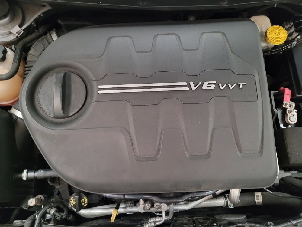 Used 2016 Jeep Cherokee Limited w/ Luxury Group image 30