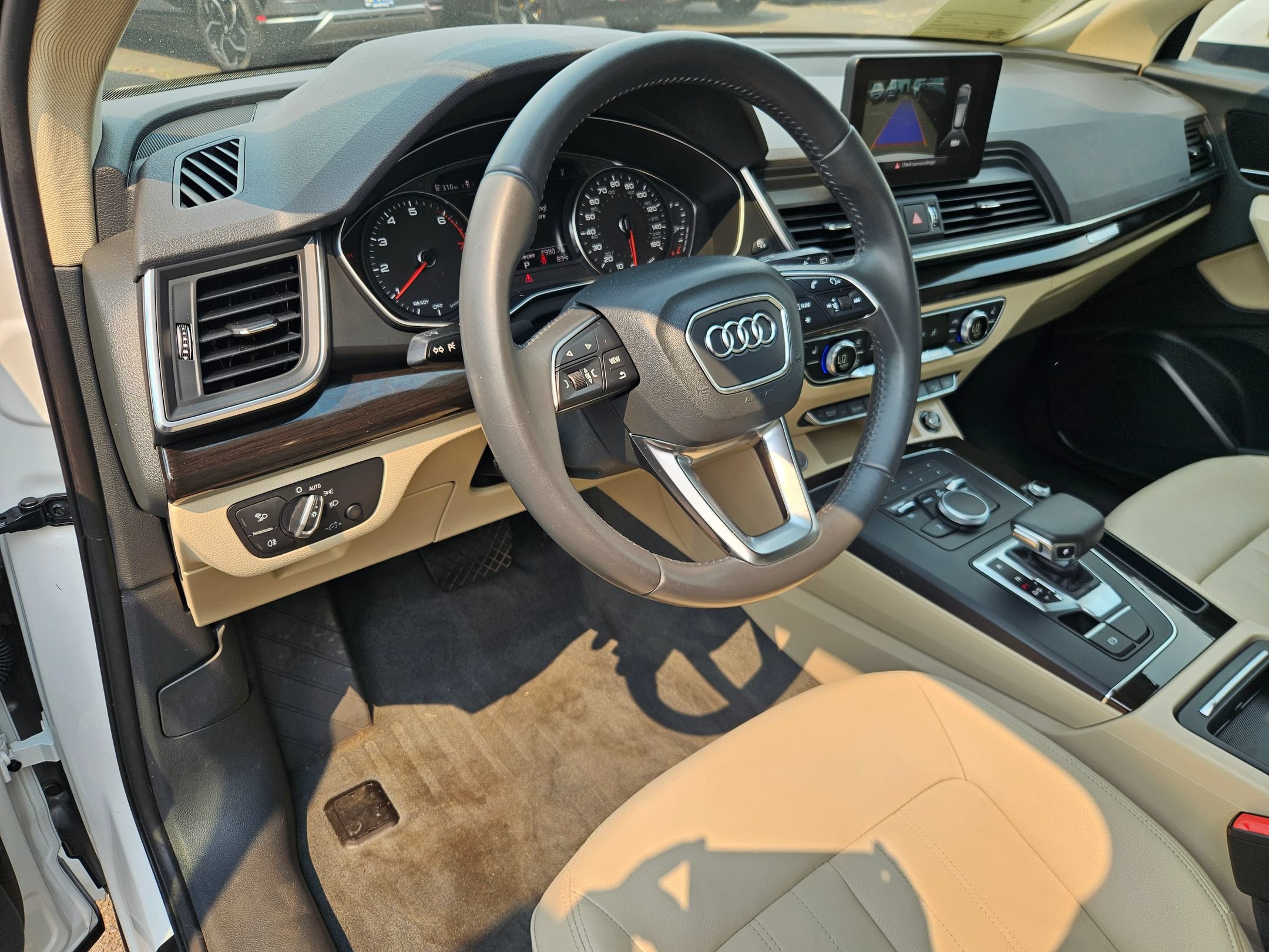 Used 2019 Audi Q5 2.0T Premium w/ Convenience Package AWD/4WD image 12