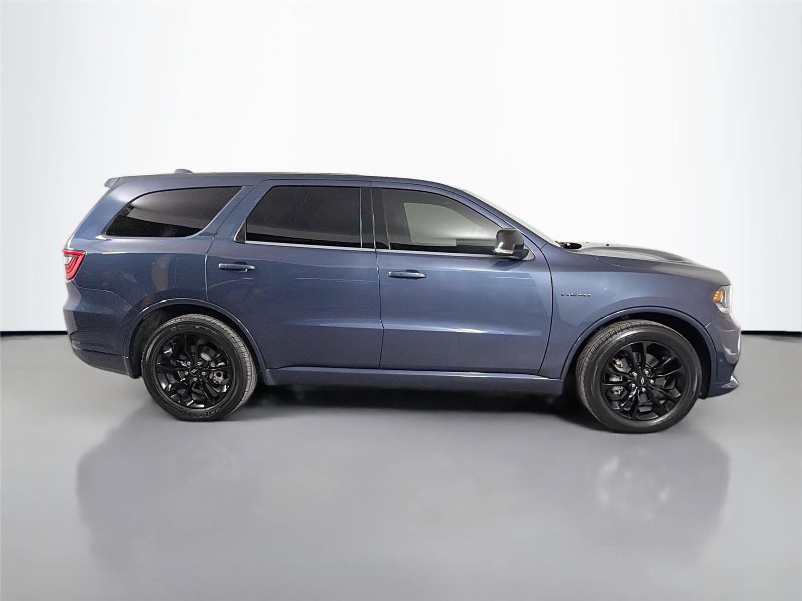 Used 2020 Dodge Durango R/T w/ Blacktop Package RWD image 4