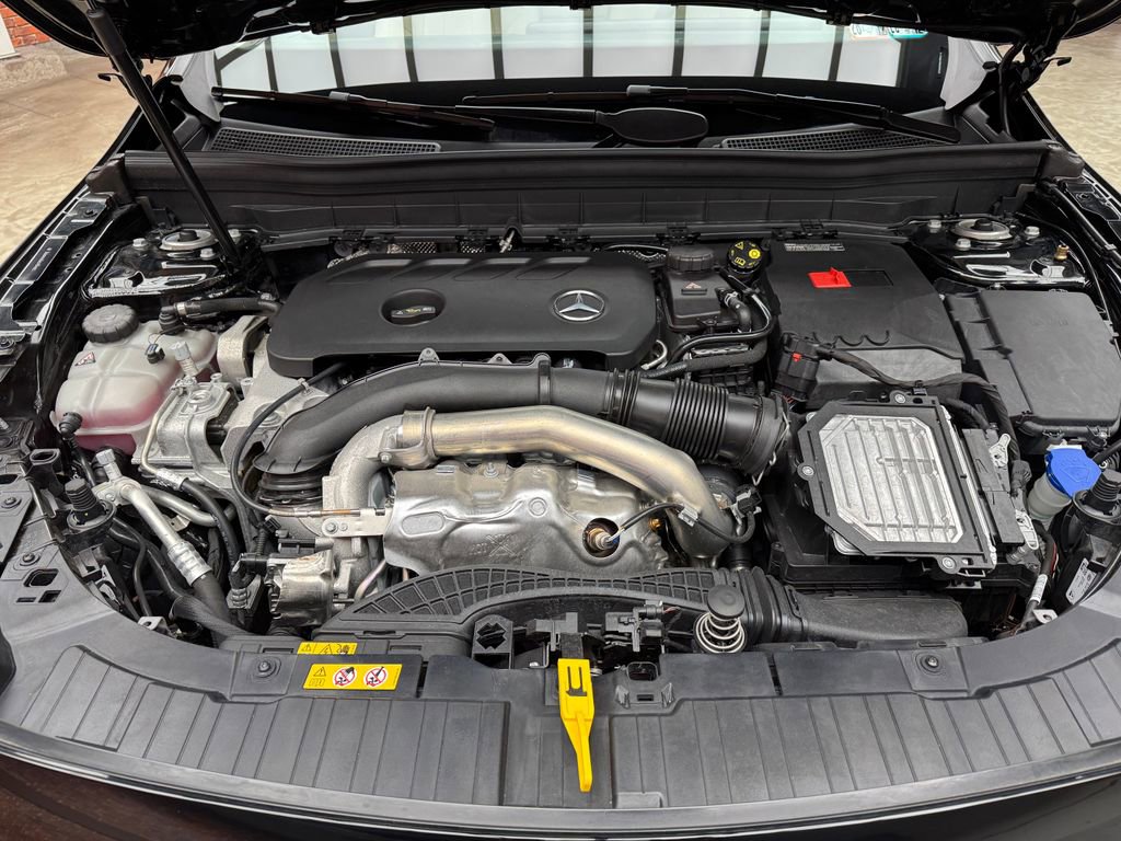 Used 2026 Mercedes-Benz GLB 250 4MATIC image 27
