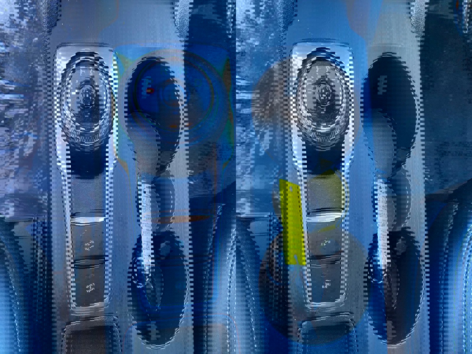 Used 2025 Ford Escape Platinum AWD/4WD image 8