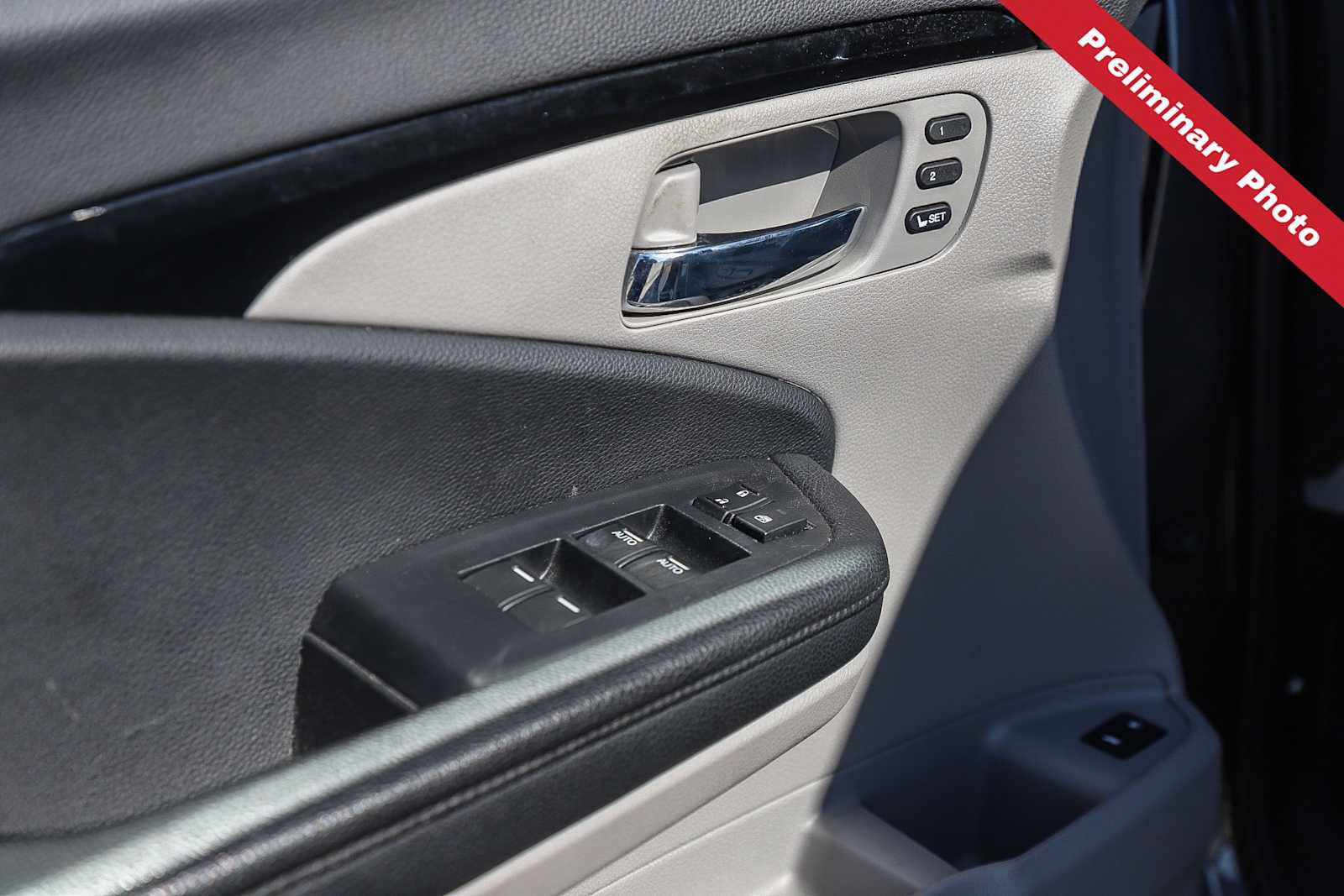 Used 2020 Honda Pilot Elite image 17