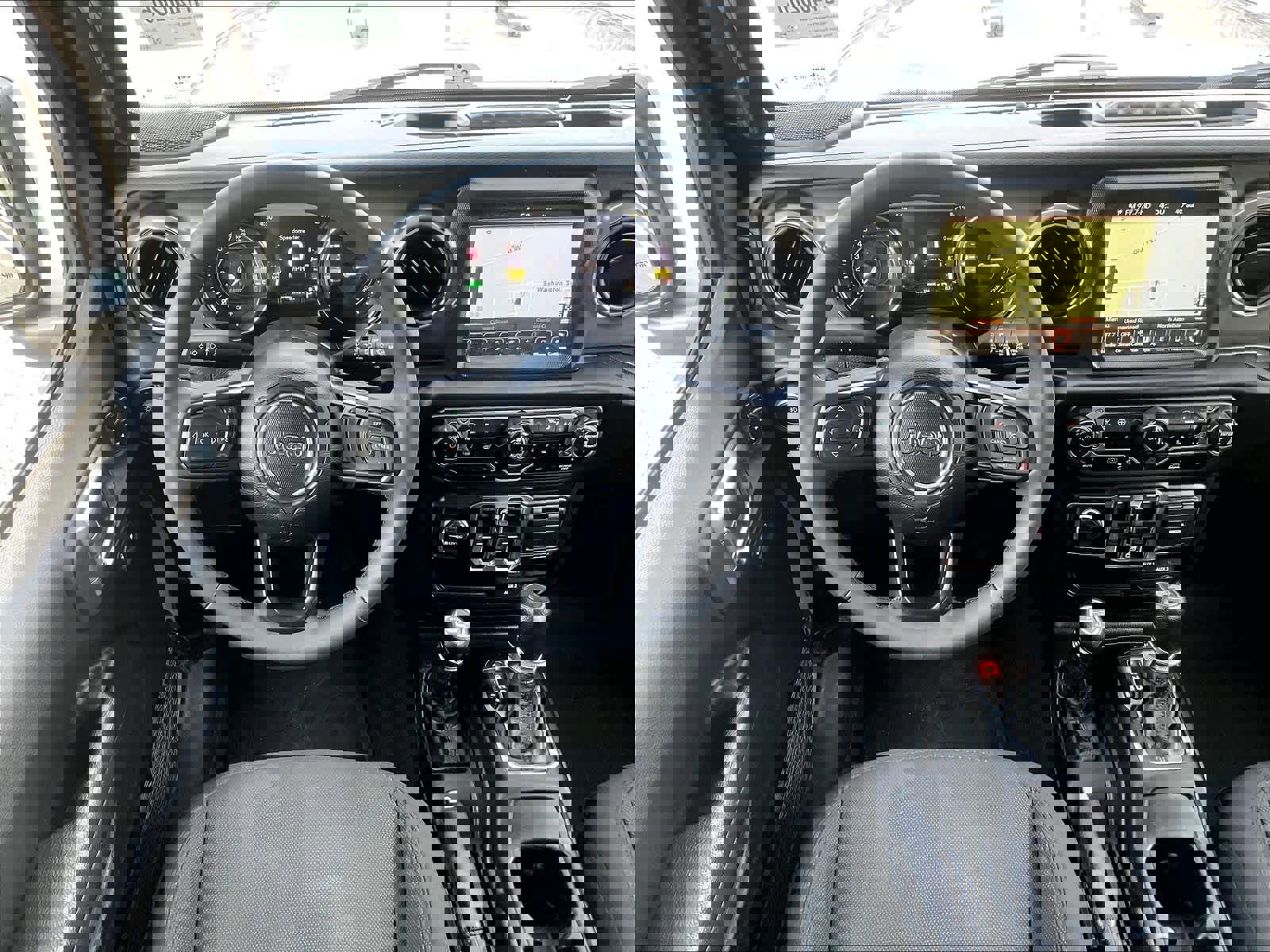 Used 2023 Jeep Wrangler Unlimited w/ Cold Weather Group image 17