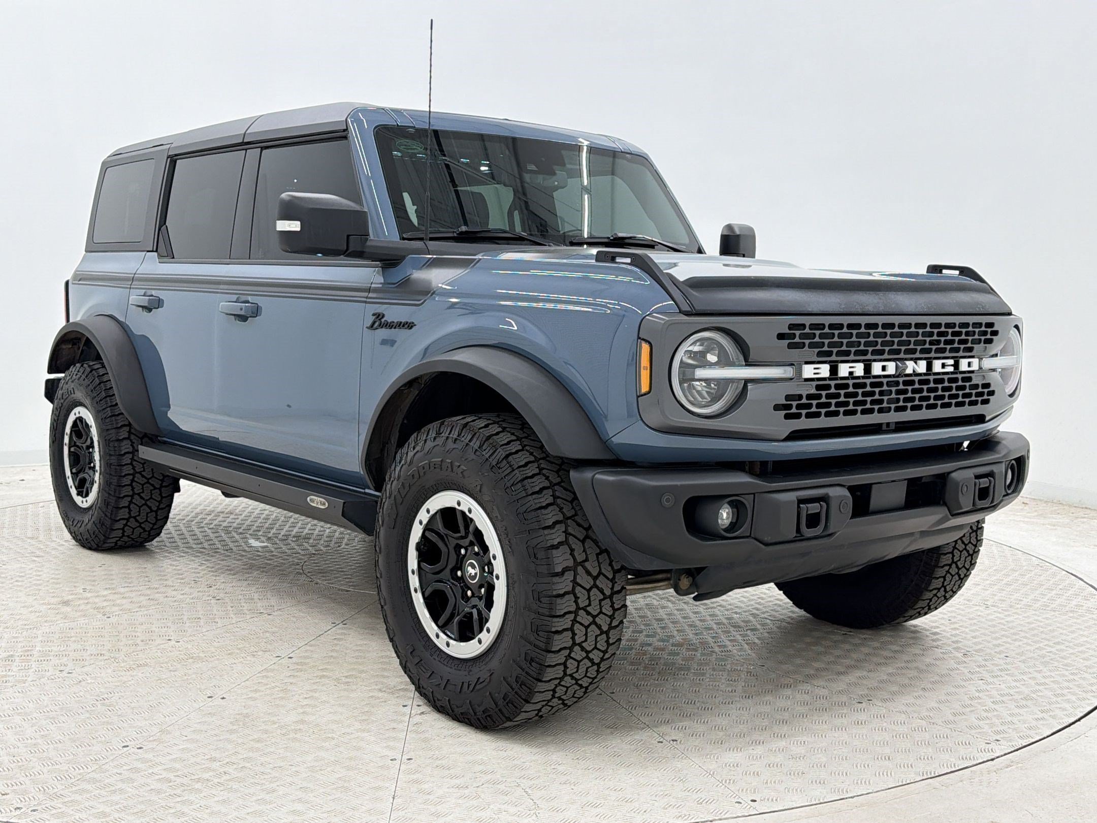 Used 2023 Ford Bronco Badlands AWD/4WD image 7