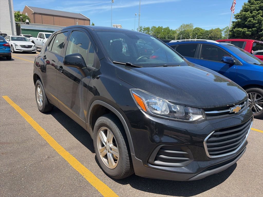 Used 2017 Chevrolet Trax LS AWD/4WD image 5