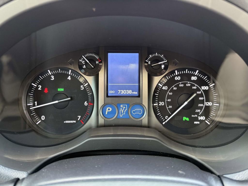 Used 2018 Lexus GX 460 Premium w/ Premium Package image 30