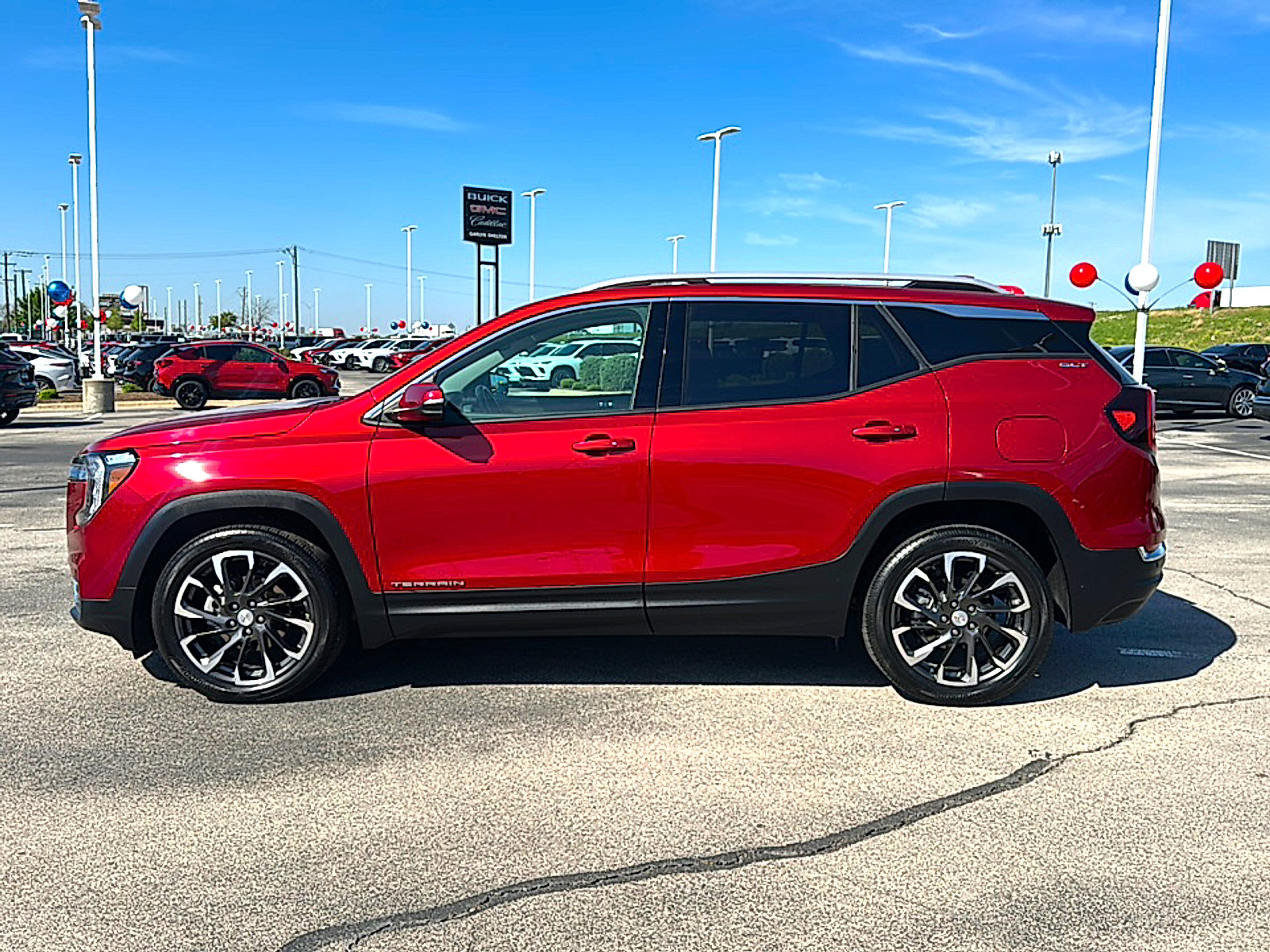 Used 2022 GMC Terrain SLT image 5