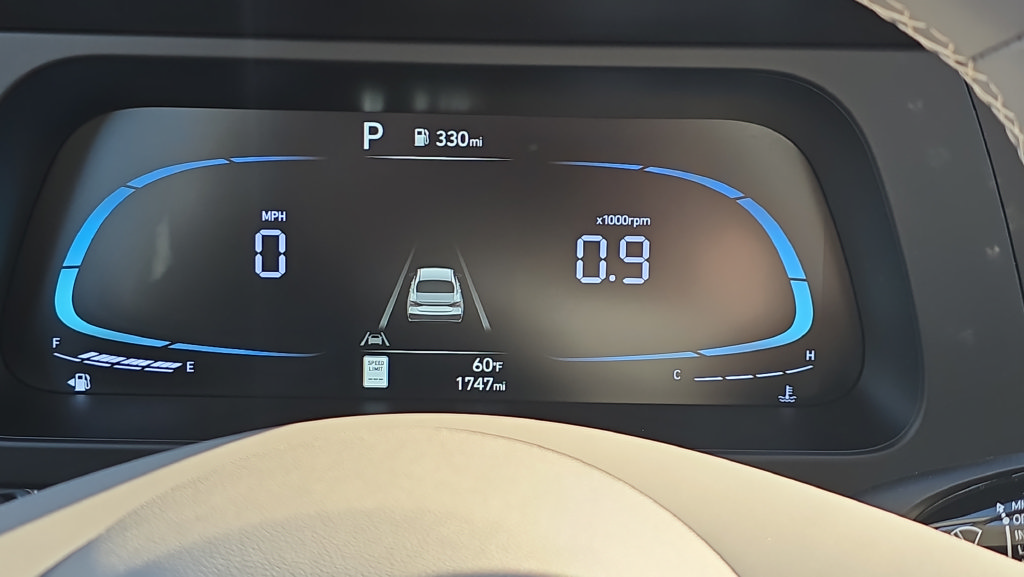 Certified 2026 Hyundai Elantra Sport FWD image 17