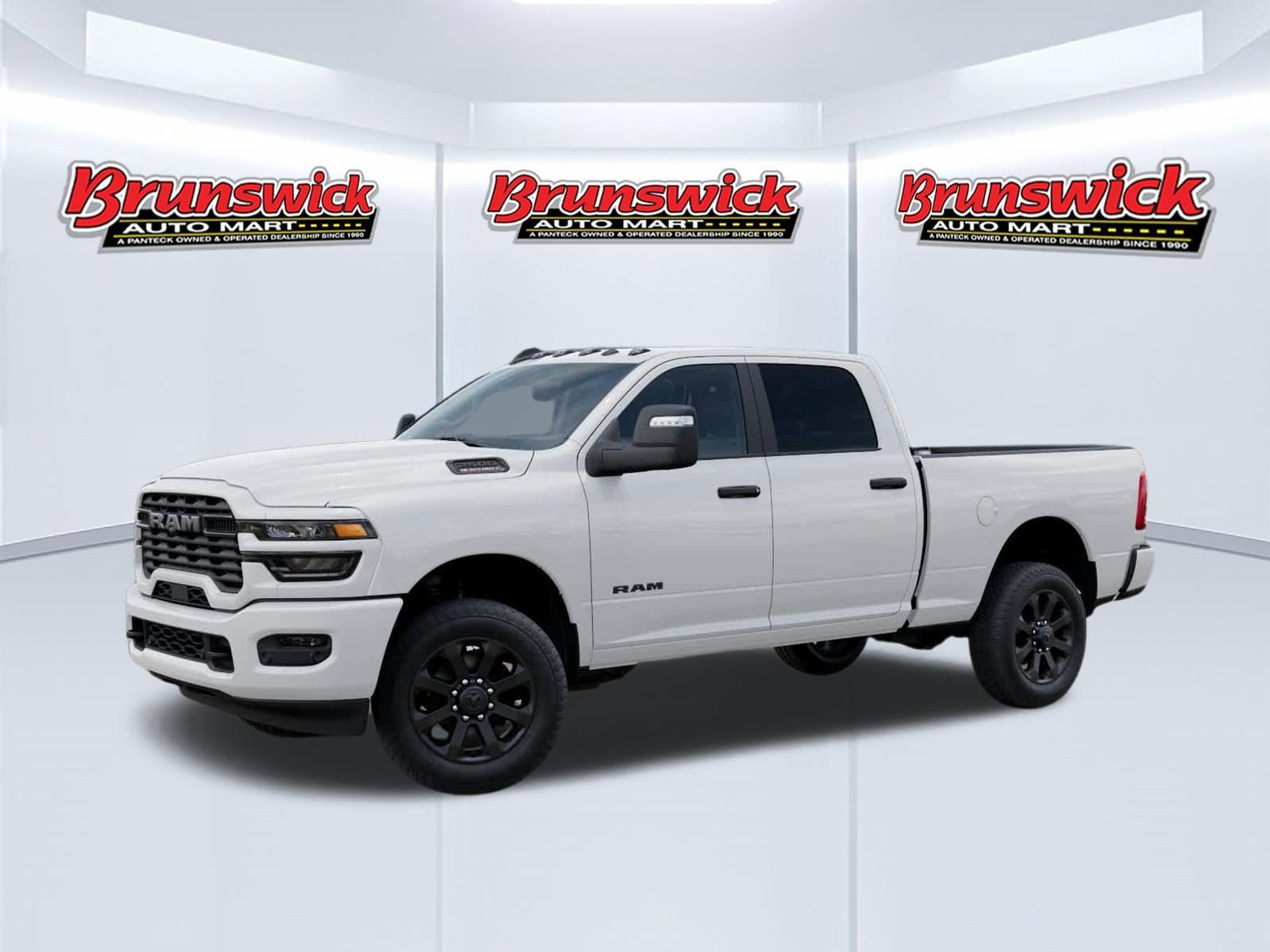 New 2026 RAM 2500 Big Horn AWD/4WD image 2