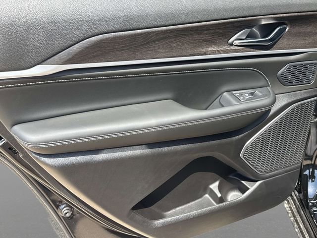 New 2026 Jeep Grand Cherokee L Limited image 12