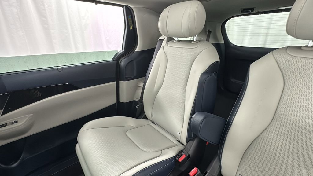 New 2026 Kia Carnival SX Prestige image 14