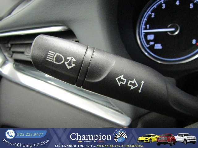 Used 2018 Buick Enclave Essence AWD/4WD image 27